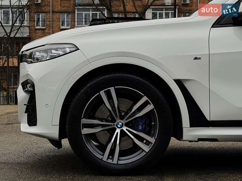 Внедорожник / Кроссовер BMW X7 2022 в Киеве