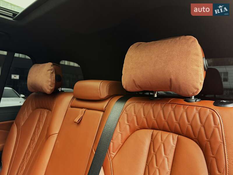 Внедорожник / Кроссовер BMW X7 2022 в Киеве