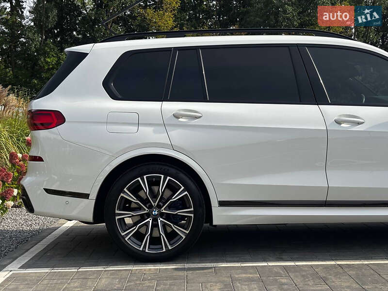 Внедорожник / Кроссовер BMW X7 2020 в Луцке