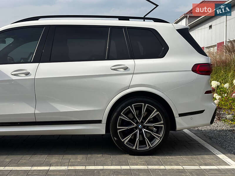 Внедорожник / Кроссовер BMW X7 2020 в Луцке