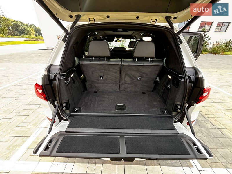 Внедорожник / Кроссовер BMW X7 2020 в Луцке