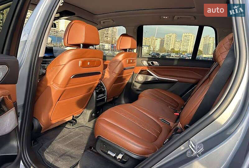 Внедорожник / Кроссовер BMW X7 2025 в Богуславе фото 12 Внедорожник / Кроссовер BMW X7 2025 в Богуславе