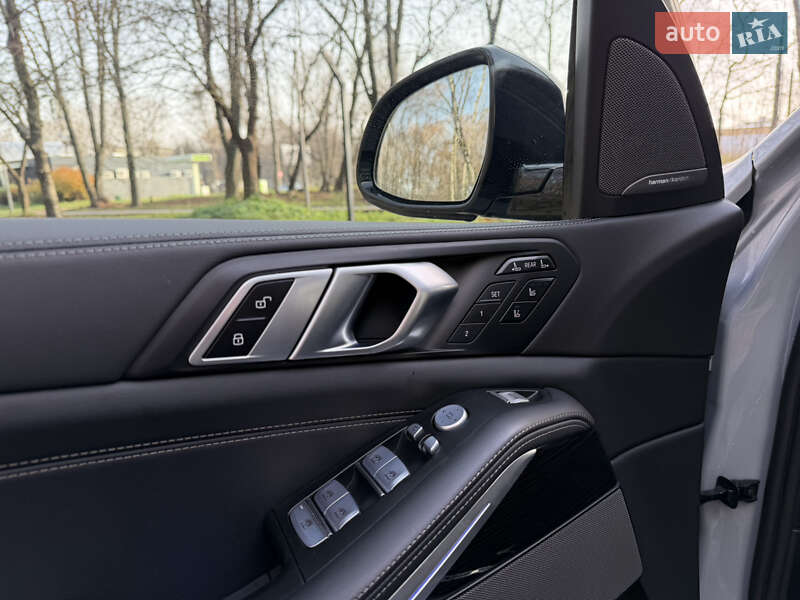 Внедорожник / Кроссовер BMW X7 2023 в Тернополе