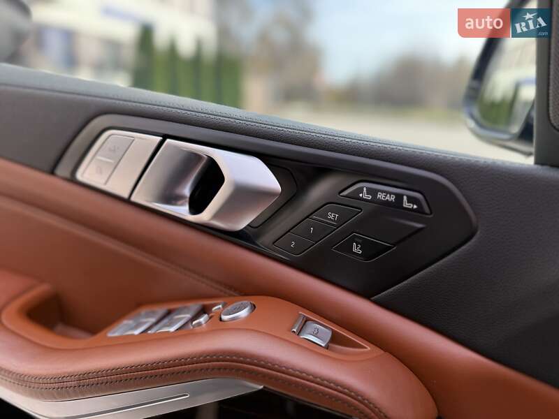 Внедорожник / Кроссовер BMW X7 2020 в Днепре фото 24 Внедорожник / Кроссовер BMW X7 2020 в Днепре