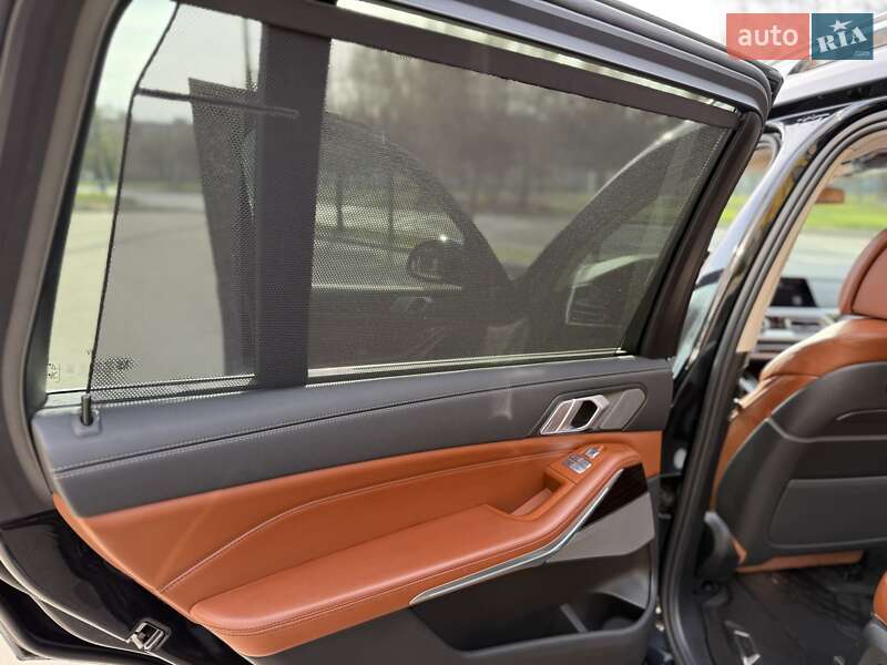 Внедорожник / Кроссовер BMW X7 2020 в Днепре фото 34 Внедорожник / Кроссовер BMW X7 2020 в Днепре