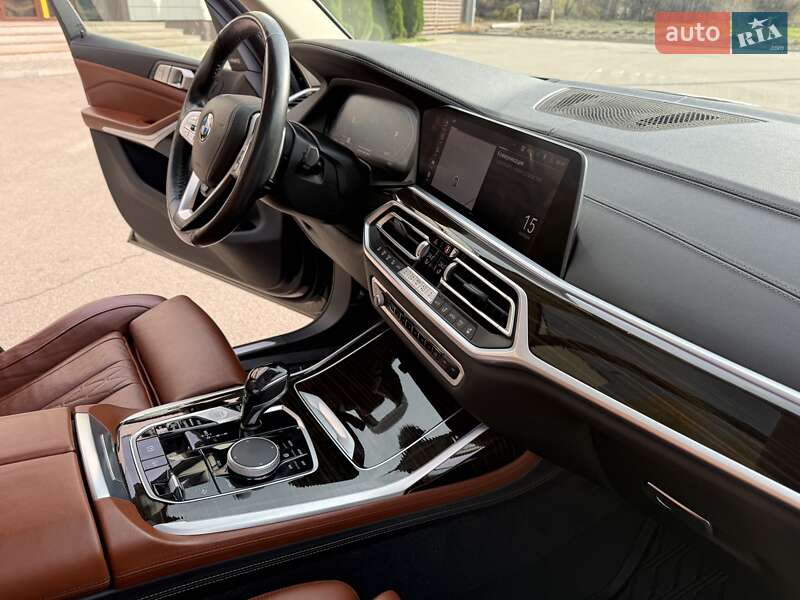 Внедорожник / Кроссовер BMW X7 2020 в Днепре фото 40 Внедорожник / Кроссовер BMW X7 2020 в Днепре