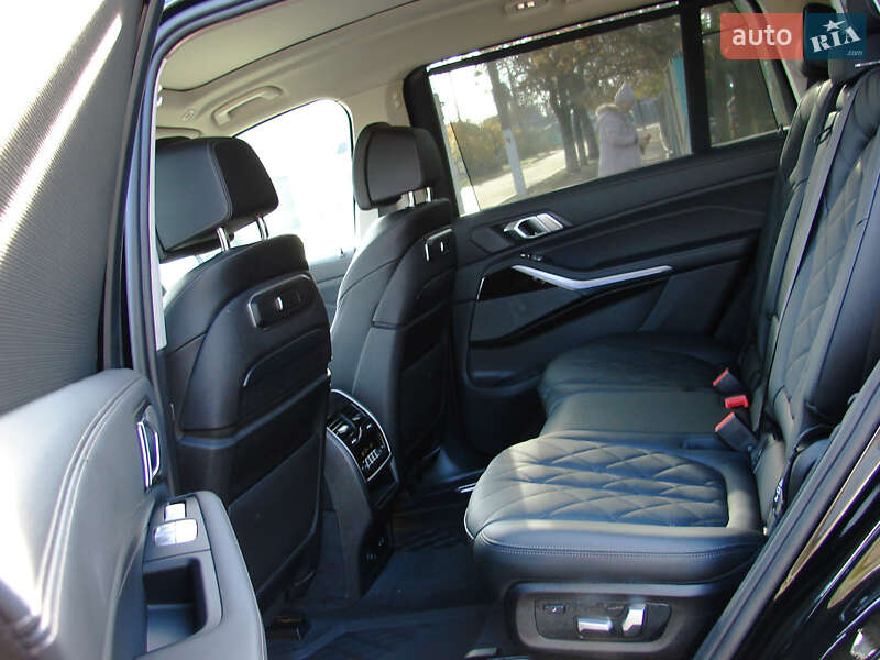 Внедорожник / Кроссовер BMW X7 2023 в Одессе фото 27 Внедорожник / Кроссовер BMW X7 2023 в Одессе