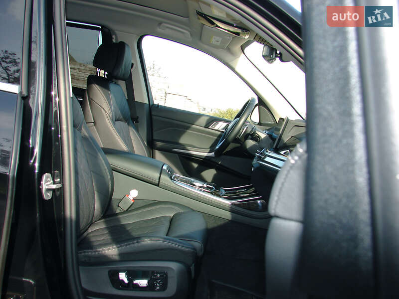 Внедорожник / Кроссовер BMW X7 2023 в Одессе фото 31 Внедорожник / Кроссовер BMW X7 2023 в Одессе