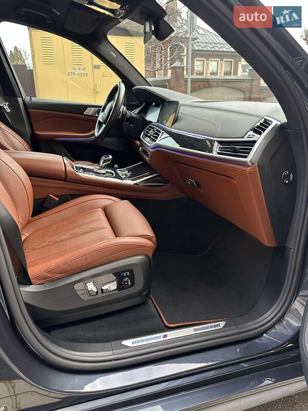 Позашляховик / Кросовер BMW X7 2022 в Києві