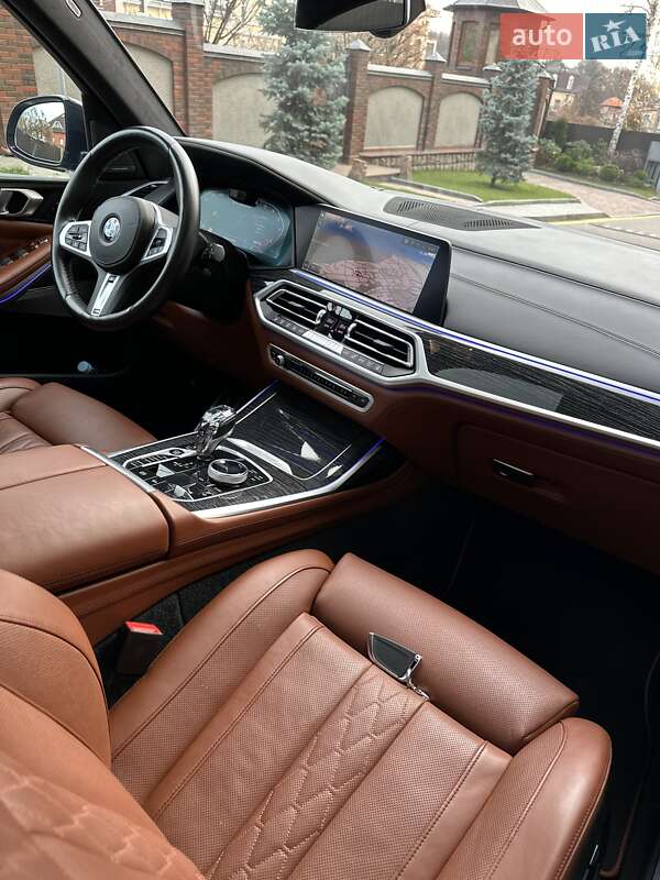 Позашляховик / Кросовер BMW X7 2022 в Києві
