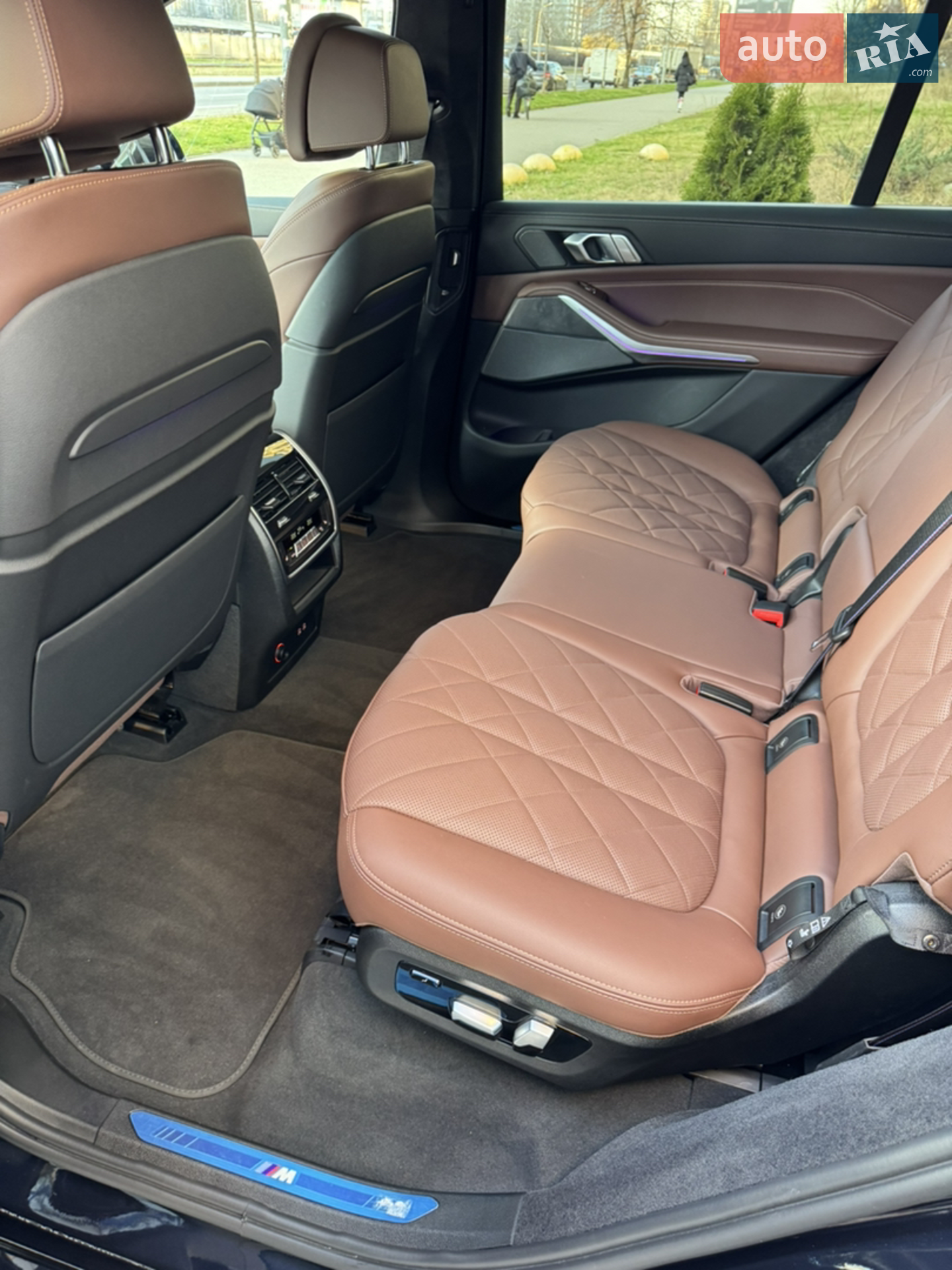 2022 BMW X7 - мініатюра 18