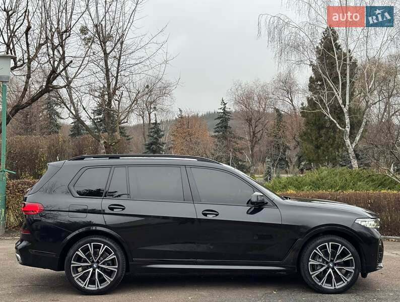 Внедорожник / Кроссовер BMW X7 2019 в Киеве