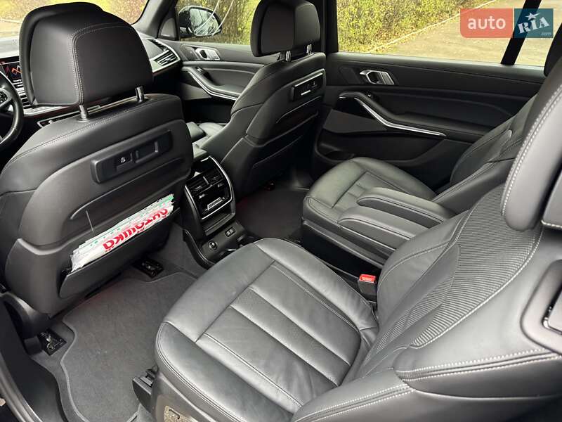 Внедорожник / Кроссовер BMW X7 2019 в Киеве