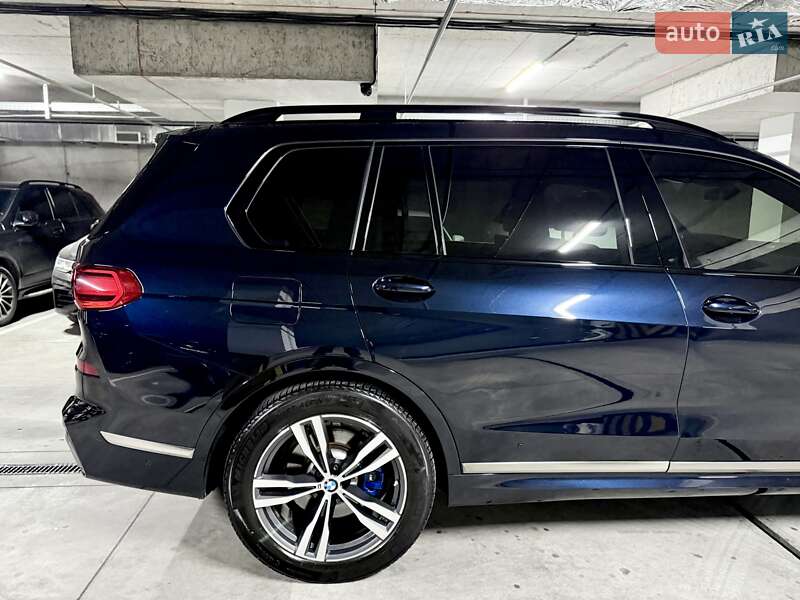 Внедорожник / Кроссовер BMW X7 2019 в Днепре