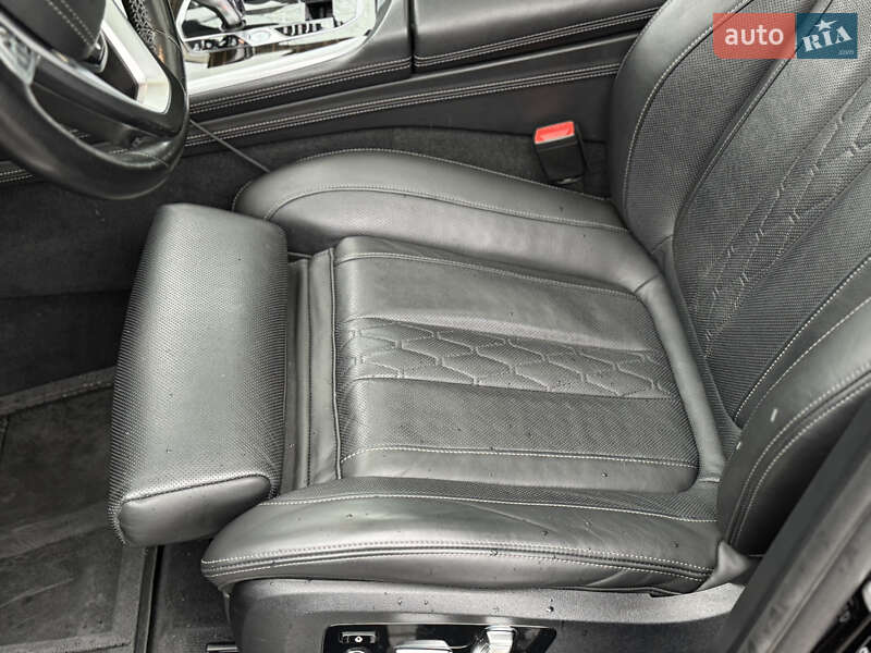 Позашляховик / Кросовер BMW X7 2020 в Києві фото 22 Позашляховик / Кросовер BMW X7 2020 в Києві