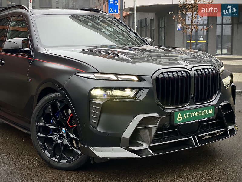 Внедорожник / Кроссовер BMW X7 2023 в Киеве