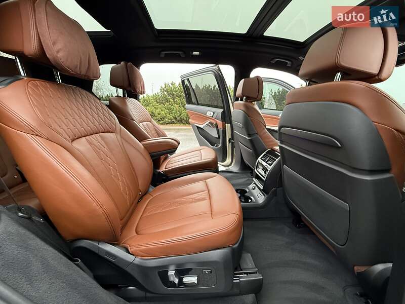 Позашляховик / Кросовер BMW X7 2019 в Києві