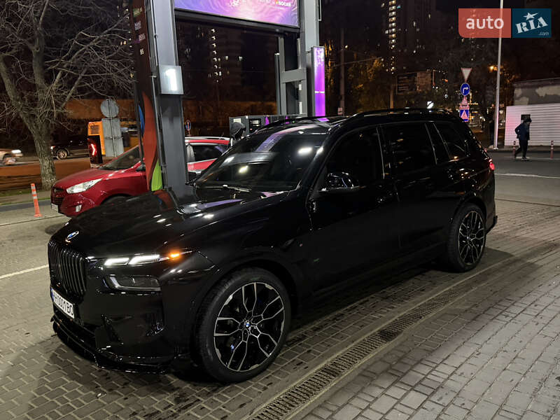 Внедорожник / Кроссовер BMW X7 2023 в Одессе