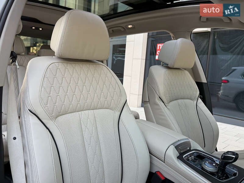 Позашляховик / Кросовер BMW X7 2020 в Києві