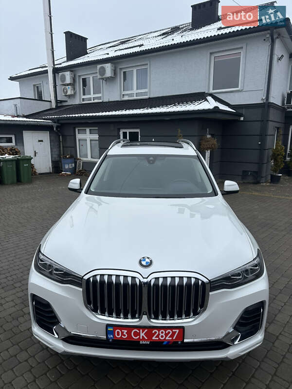 Внедорожник / Кроссовер BMW X7 2019 в Владимире