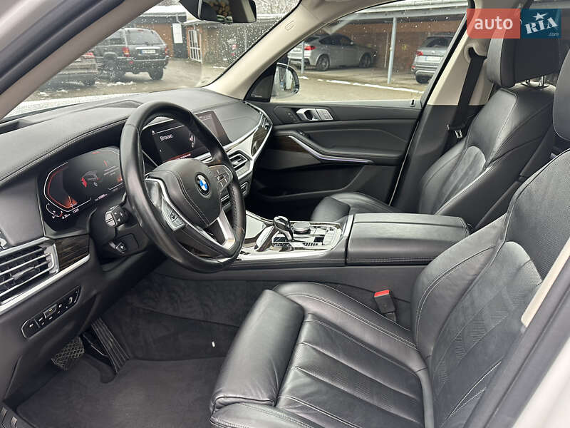 Внедорожник / Кроссовер BMW X7 2019 в Владимире