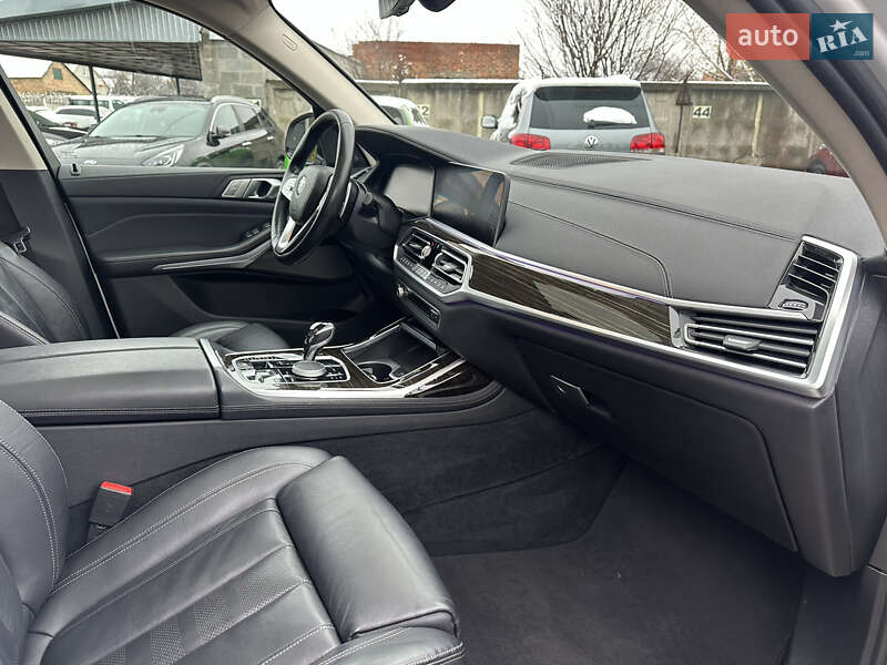 Внедорожник / Кроссовер BMW X7 2019 в Владимире