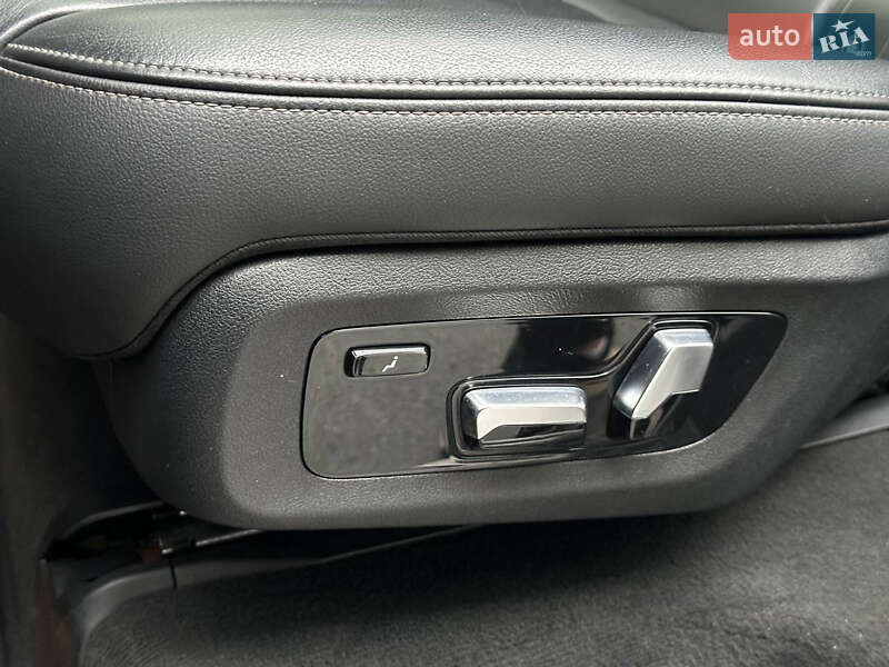 Внедорожник / Кроссовер BMW X7 2019 в Киеве фото 58 Внедорожник / Кроссовер BMW X7 2019 в Киеве