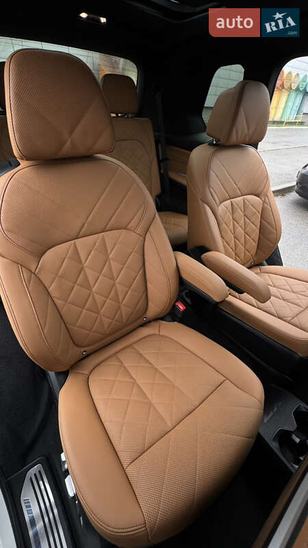 Внедорожник / Кроссовер BMW X7 2023 в Броварах