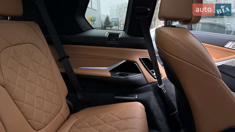 Внедорожник / Кроссовер BMW X7 2023 в Броварах