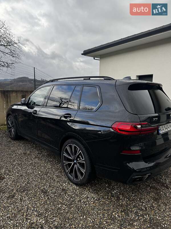 Позашляховик / Кросовер BMW X7 2022 в Києві