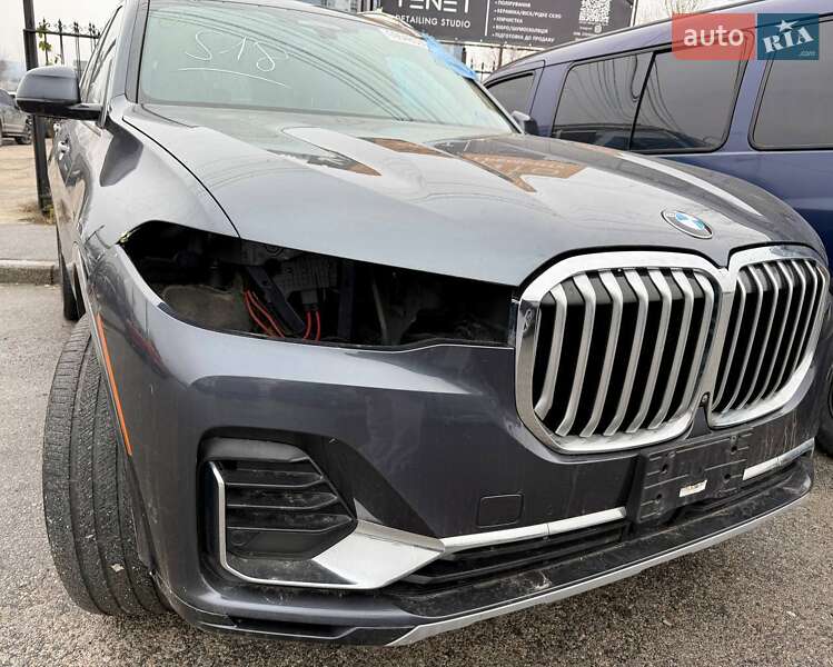 Внедорожник / Кроссовер BMW X7 2020 в Киеве