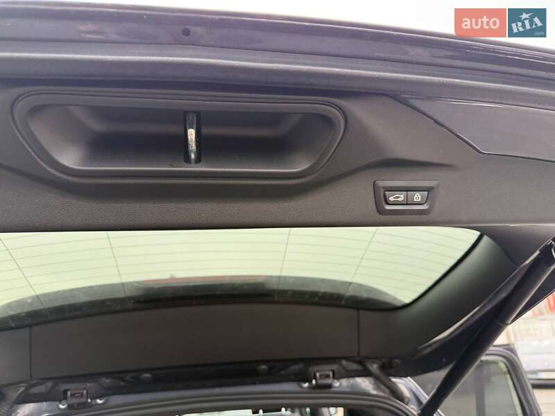 Внедорожник / Кроссовер BMW X7 2020 в Киеве