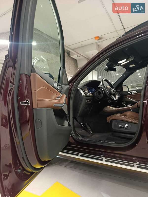 Позашляховик / Кросовер BMW X7 2022 в Києві фото 7 Позашляховик / Кросовер BMW X7 2022 в Києві