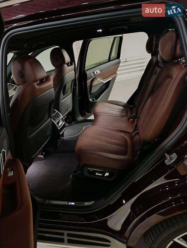 Позашляховик / Кросовер BMW X7 2022 в Києві фото 56 Позашляховик / Кросовер BMW X7 2022 в Києві