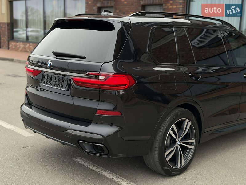 Внедорожник / Кроссовер BMW X7 2019 в Киеве