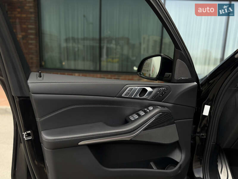 Внедорожник / Кроссовер BMW X7 2019 в Киеве