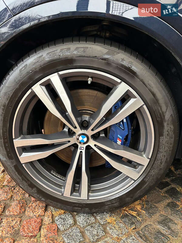 Внедорожник / Кроссовер BMW X7 2021 в Коростене