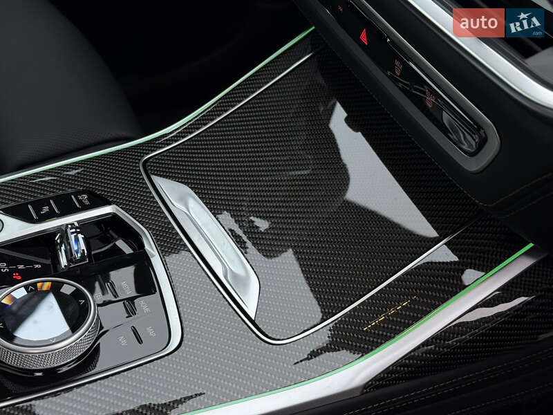 Внедорожник / Кроссовер BMW X7 2025 в Киеве