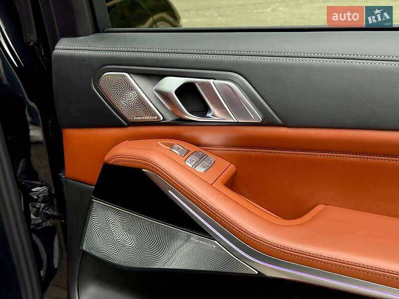 Внедорожник / Кроссовер BMW X7 2020 в Киеве