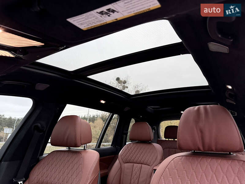 Внедорожник / Кроссовер BMW X7 2020 в Киеве