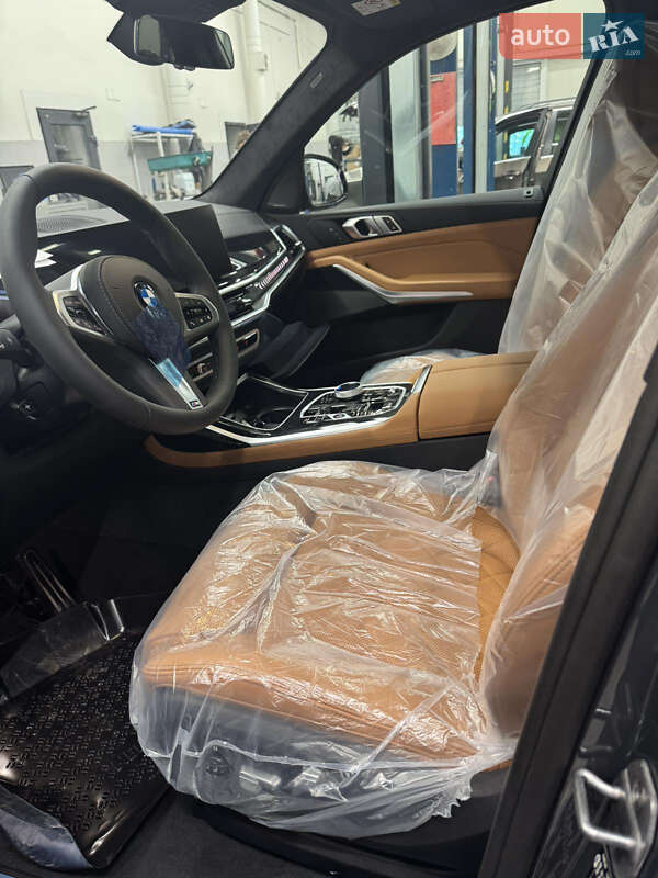 Внедорожник / Кроссовер BMW X7 2025 в Киеве