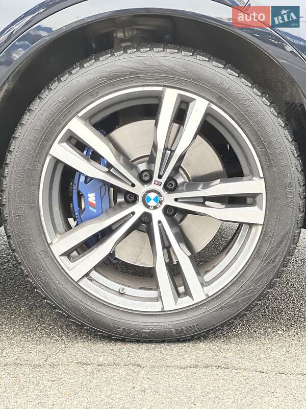 Позашляховик / Кросовер BMW X7 2021 в Києві