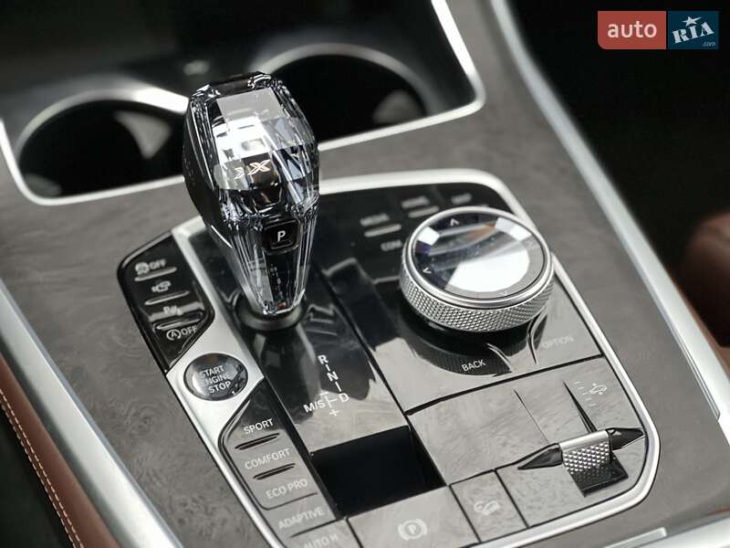 Позашляховик / Кросовер BMW X7 2021 в Києві