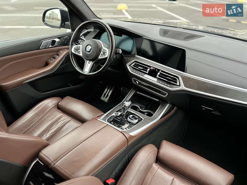 Позашляховик / Кросовер BMW X7 2021 в Києві
