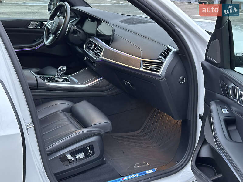 Внедорожник / Кроссовер BMW X7 2022 в Киеве фото 46 Внедорожник / Кроссовер BMW X7 2022 в Киеве
