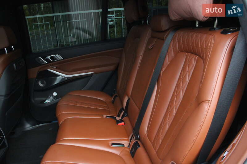 Позашляховик / Кросовер BMW X7 2022 в Черкасах фото 9 Позашляховик / Кросовер BMW X7 2022 в Черкасах