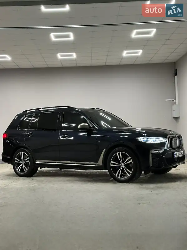 BMW X7