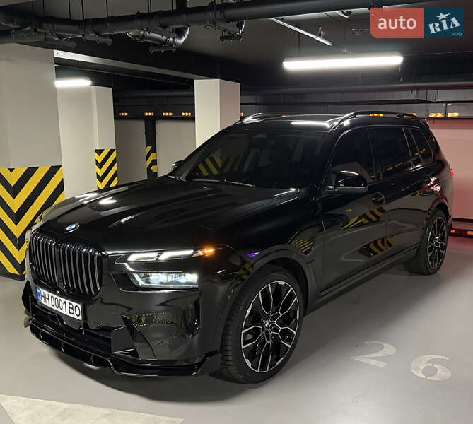 Внедорожник / Кроссовер BMW X7 2023 в Одессе