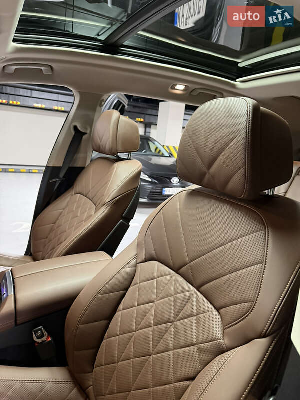 Внедорожник / Кроссовер BMW X7 2023 в Одессе