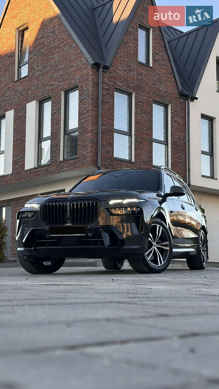 BMW X7 2023